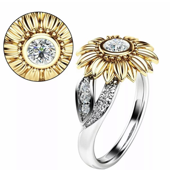 Gorgeous Crystal Sunflower Ring White Topaz Ring - Picture 2 of 5